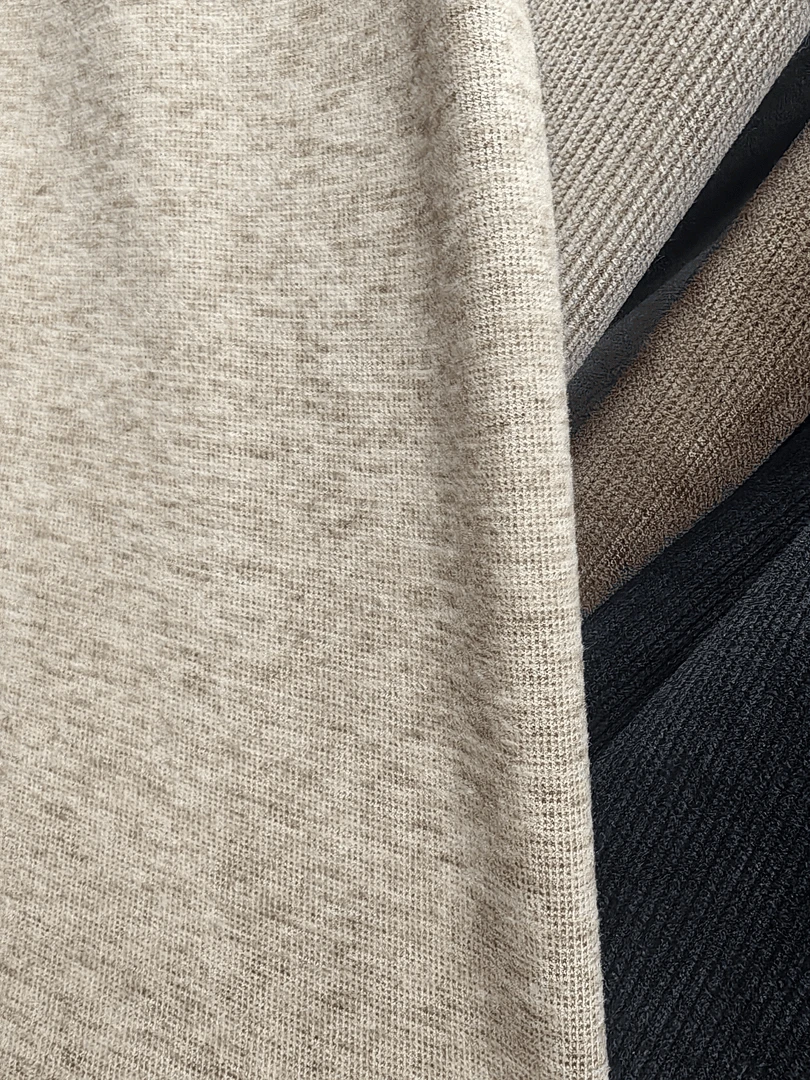 燕麦色    真丝炫彩羊绒布料