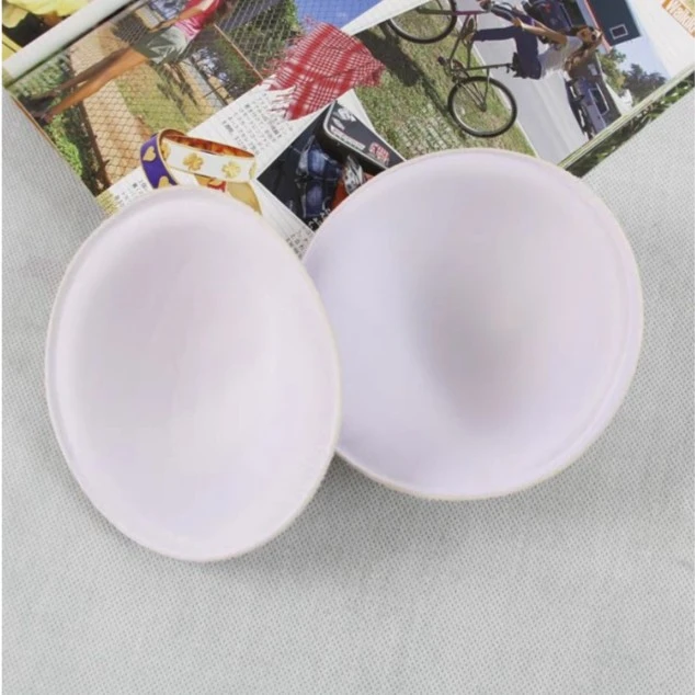 亦美珊透气聚拢白色小胸胸垫加厚替换圆形海绵垫一片式防走光上托