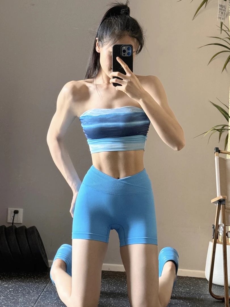 雨芯同款-短款背心夏季美背自带胸垫抹胸自带防滑条性感抹胸外穿