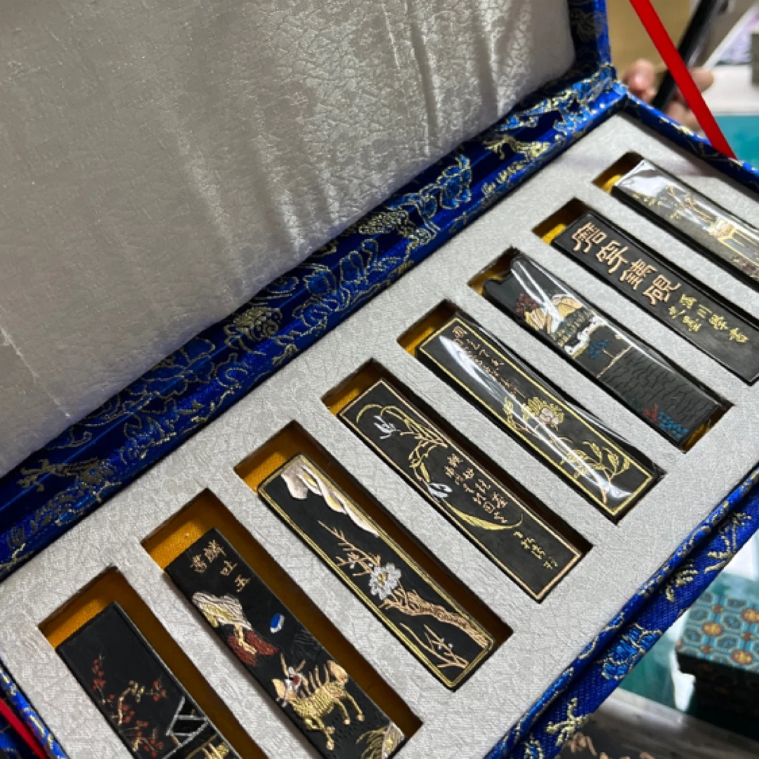 2010年生产特制油烟墨5钱8条一套