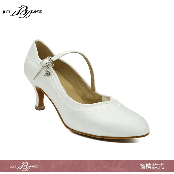 BD/贝蒂摩登舞鞋女成人竞技款白色高跟时尚尖头舞鞋B1321