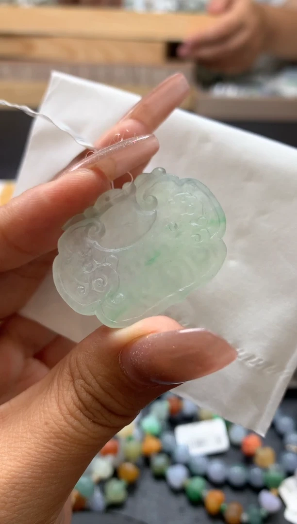 【闪购商品】定制翡翠未镶嵌翡翠