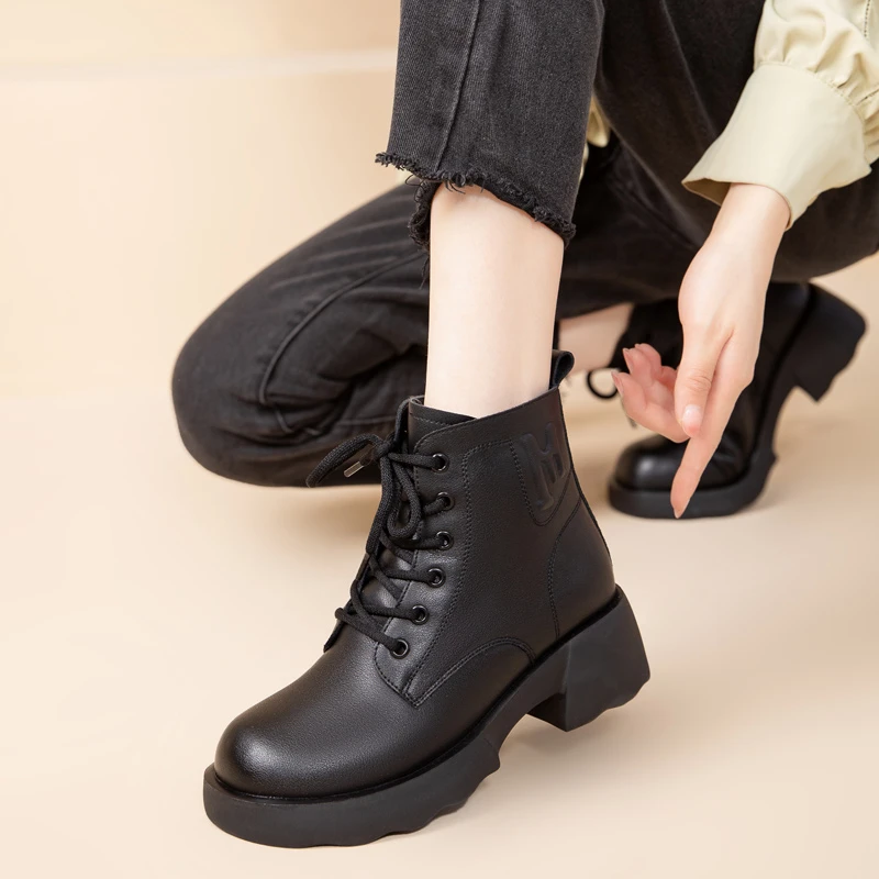 真皮软底短靴平底百搭圆头系带秋冬单靴舒适防滑女靴时尚百搭靴子