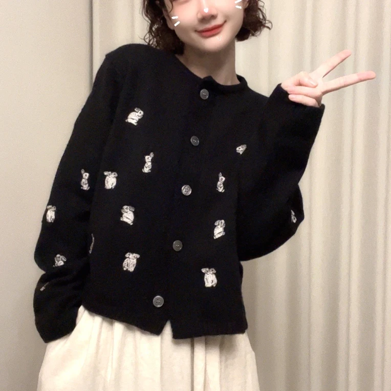 【双11限定色】秋冬上新重工刺绣兔子毛衣开衫减龄气质百搭针织卡通