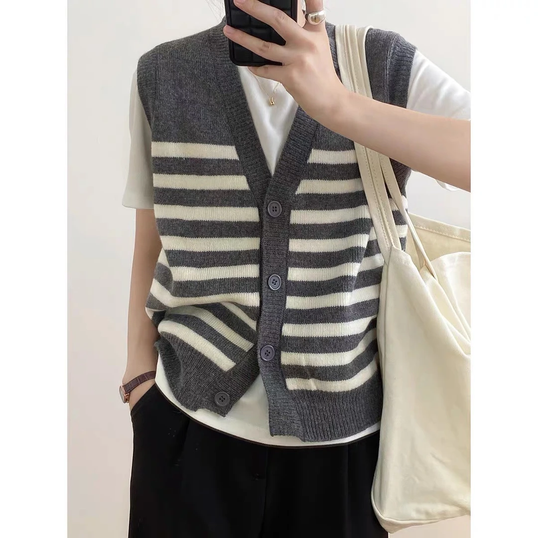 秋冬条纹开衫马夹女针织宽松休闲v领坎肩