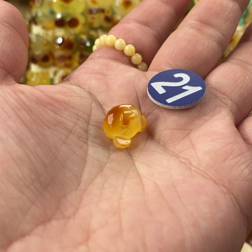 【闪购商品】琥珀颈饰未镶嵌骑****车