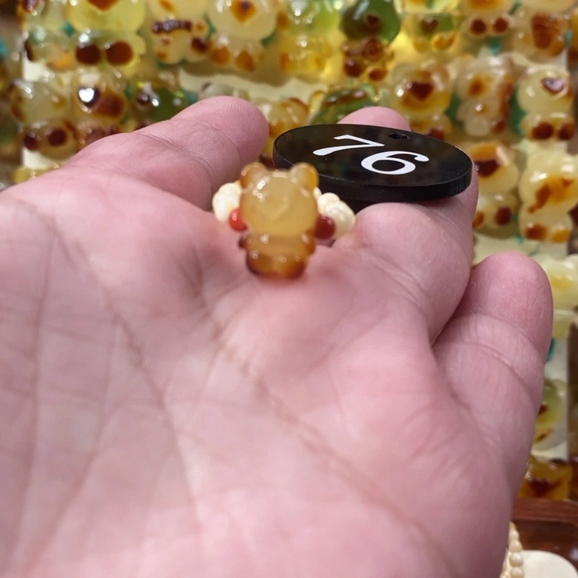 【闪购商品】琥珀颈饰未镶嵌