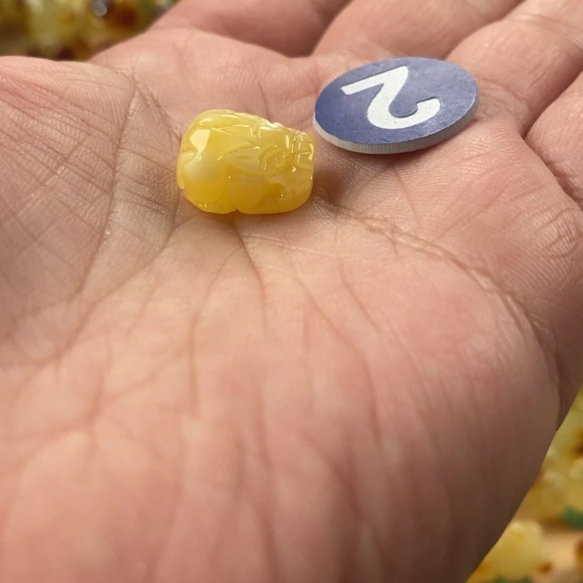 【闪购商品】琥珀颈饰未镶嵌?*