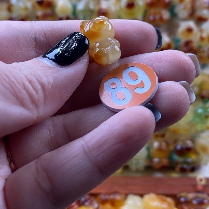 【闪购商品】琥珀颈饰未镶嵌