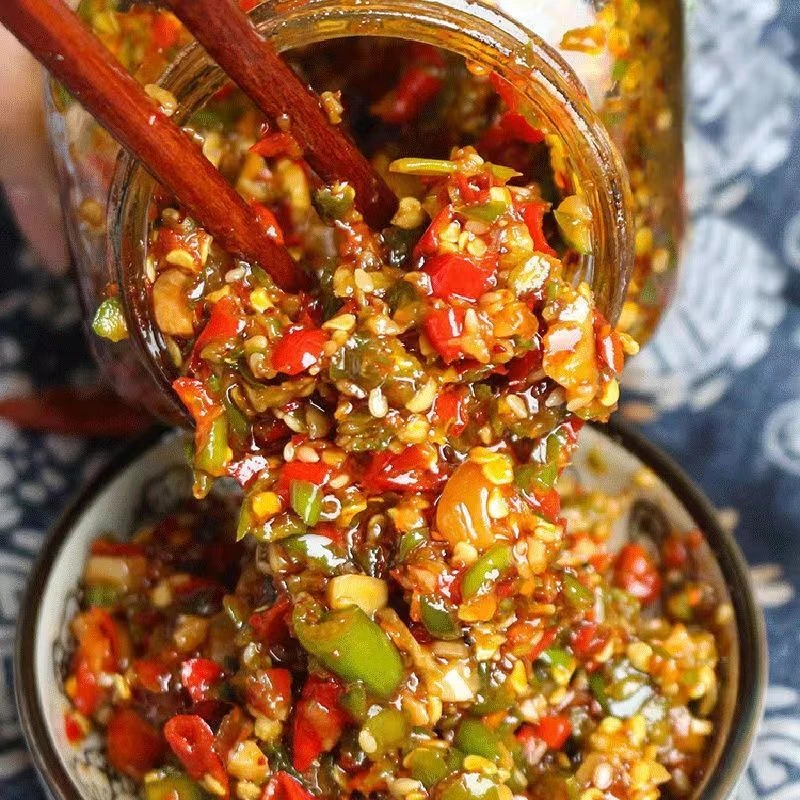湖南农家辣椒酱下饭酱双色彩椒酱即食下饭菜拌面拌米饭青红椒辣酱