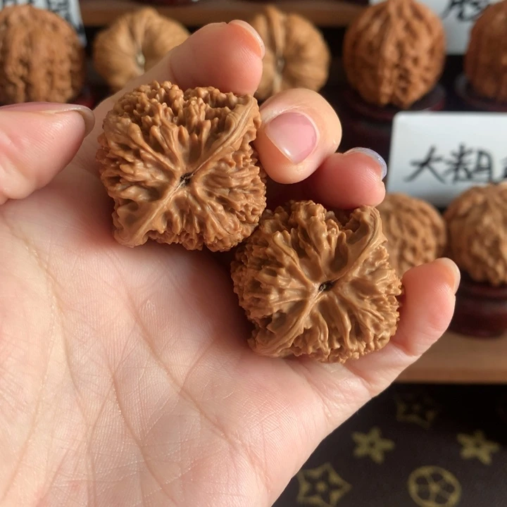 文玩核桃把件满天星35