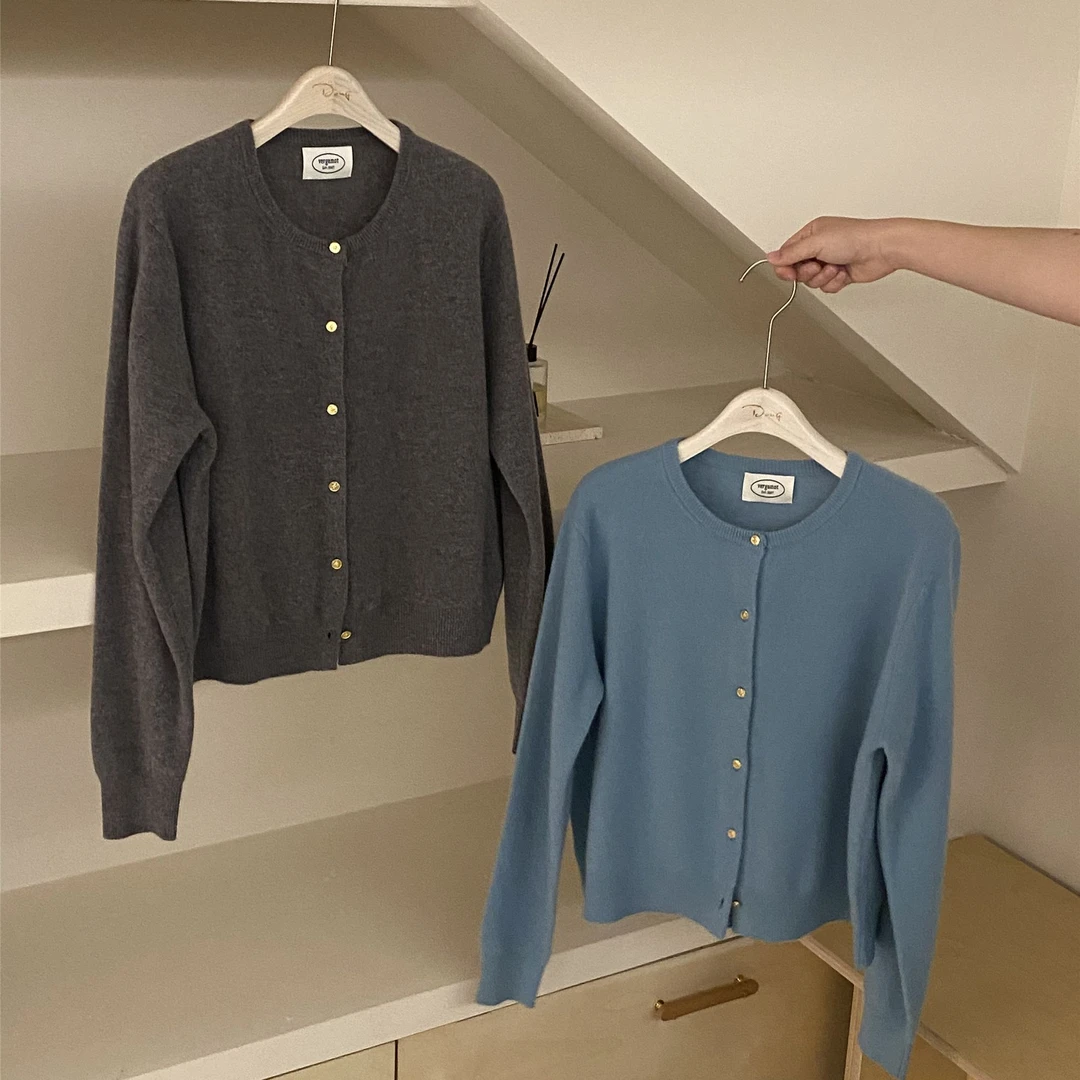 小金扣高式全羊毛开衫（no退no换）