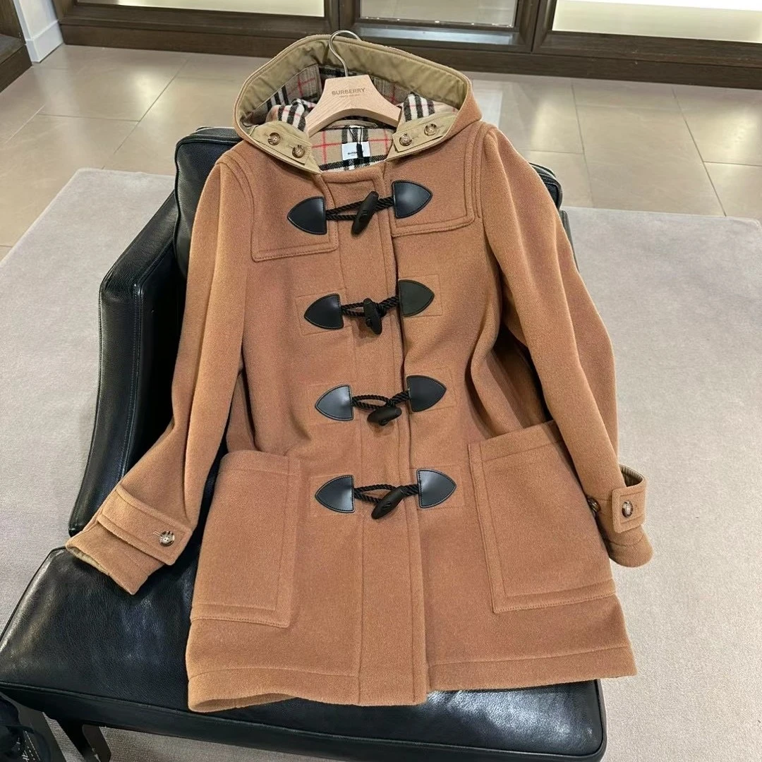 全新未使用 BURBERRY/博柏利 爆款牛角扣经典时尚外套男女同款