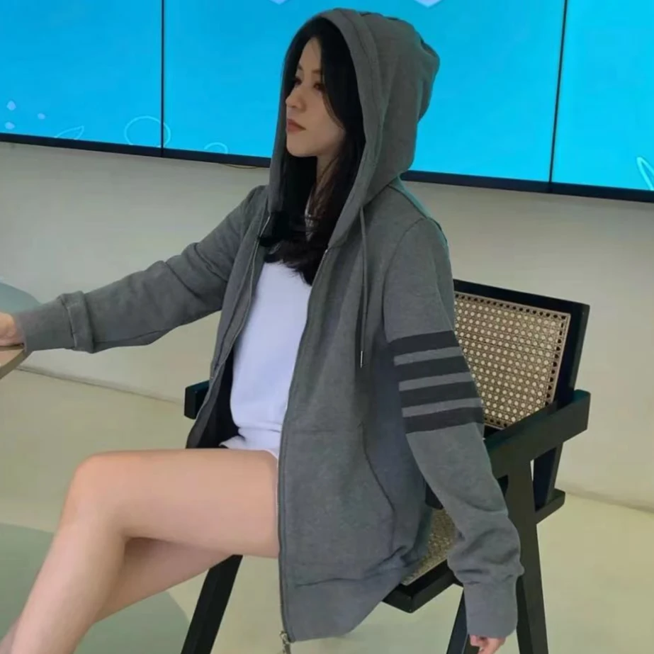 全新未使用 THOMBROWNE 汤姆布朗经典TB连帽卫衣男女款中灰色