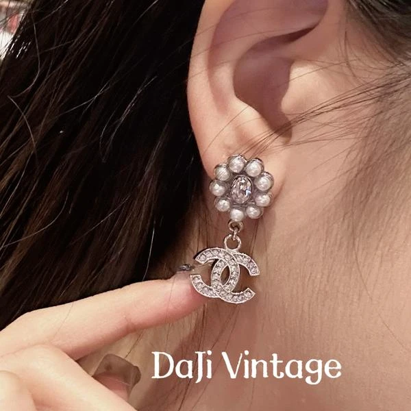 大吉中古/Chanel香奈儿23A手工坊系列花朵双Clogo耳钉