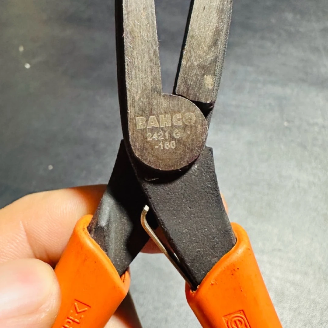 盆景拉丝铅，16厘米长。