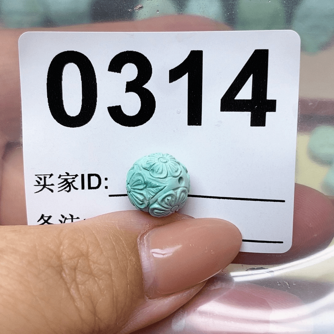 绿松石配饰未镶嵌