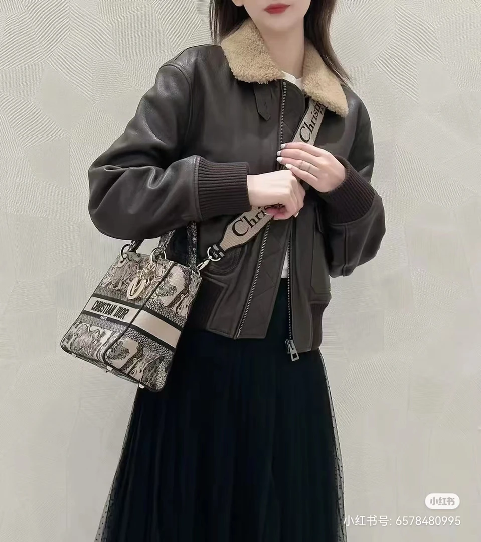 23018#真皮皮衣女冬新短款美拉德复古绵羊皮羊毛领羽绒保暖夹克