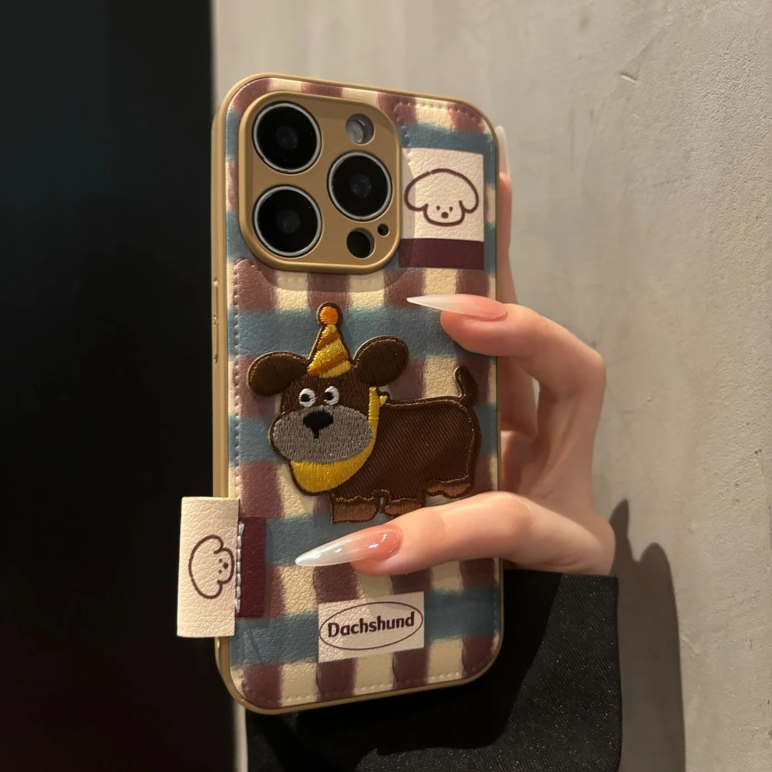 秋冬拼色格纹刺绣狗狗适用苹果16promax手机壳15新款可爱14小众13