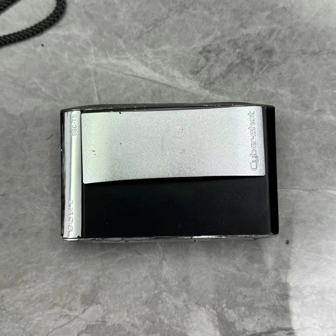 9新 Sony/索尼 索尼t5 510万像素 3倍变焦 配件齐全