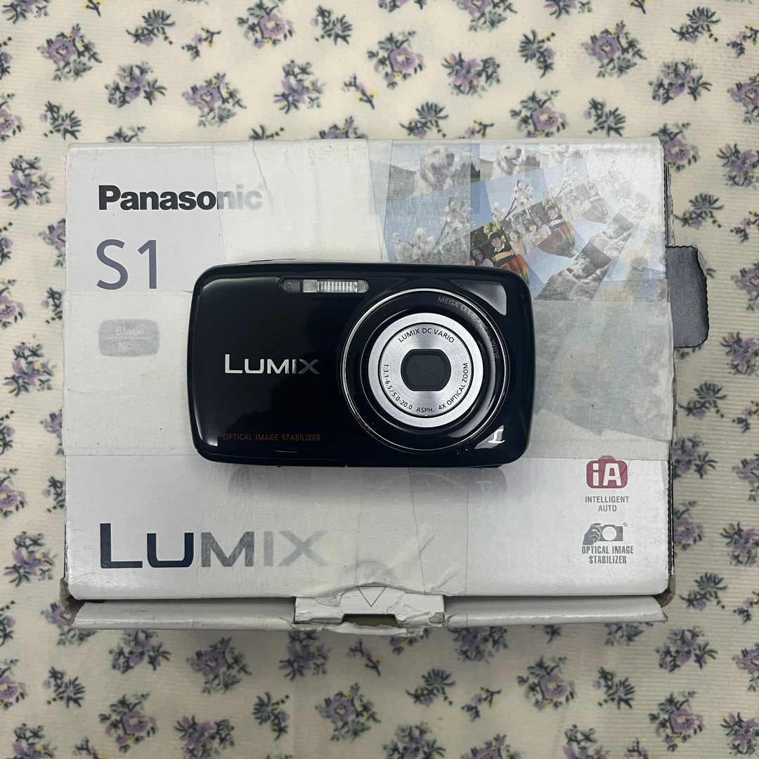 90新 Panasonic/松下 松下s1 1210万像素4倍光学变焦 配件齐全