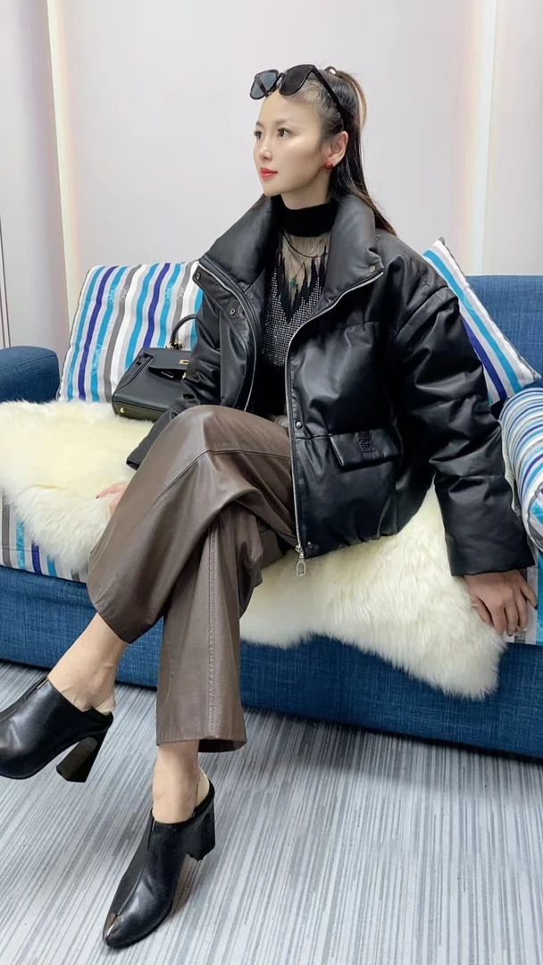 女装鹅绒服时尚百搭女士黑色长款春秋简约纯色真皮鹅绒服H82413