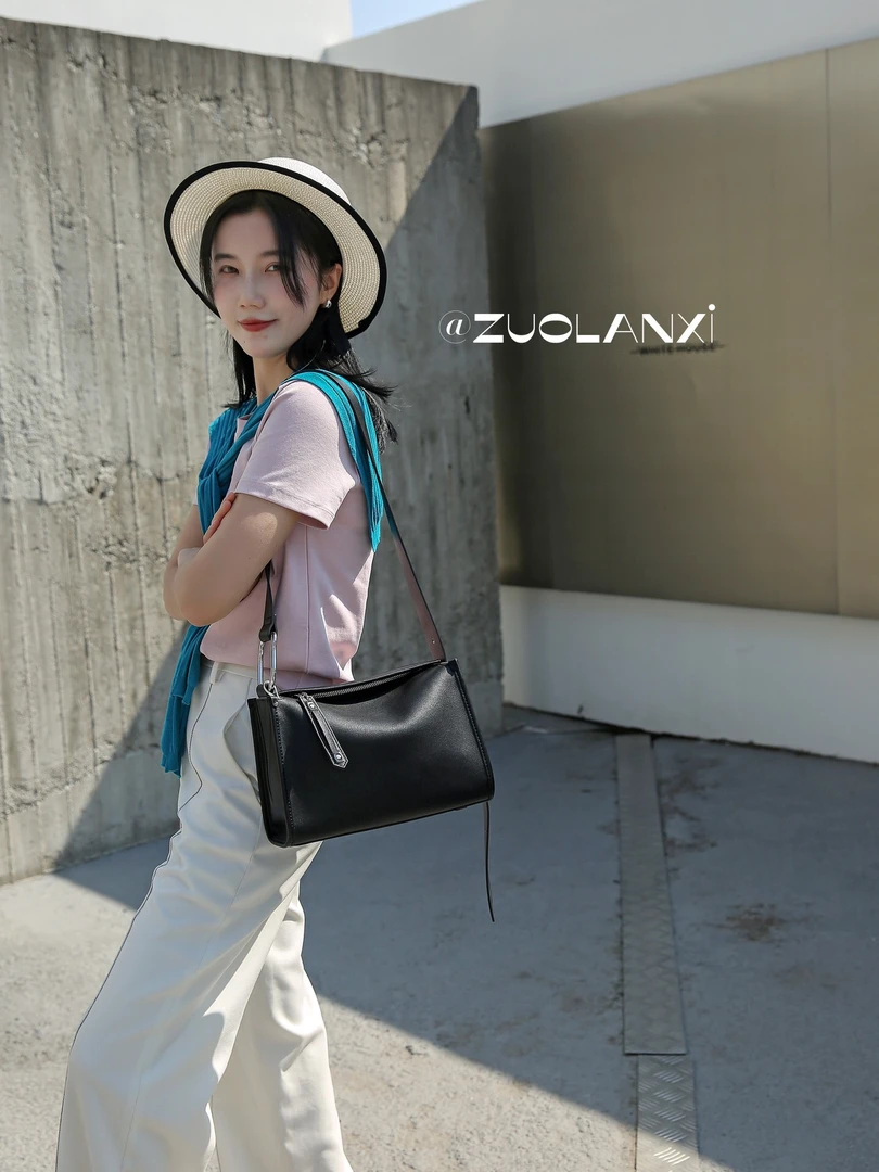 经典简约百搭休闲小众大容量斜挎包可腋下