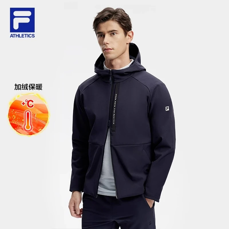 Fila/斐乐男子休闲运动防风外套上衣加绒保暖连帽夹克 A11M411712