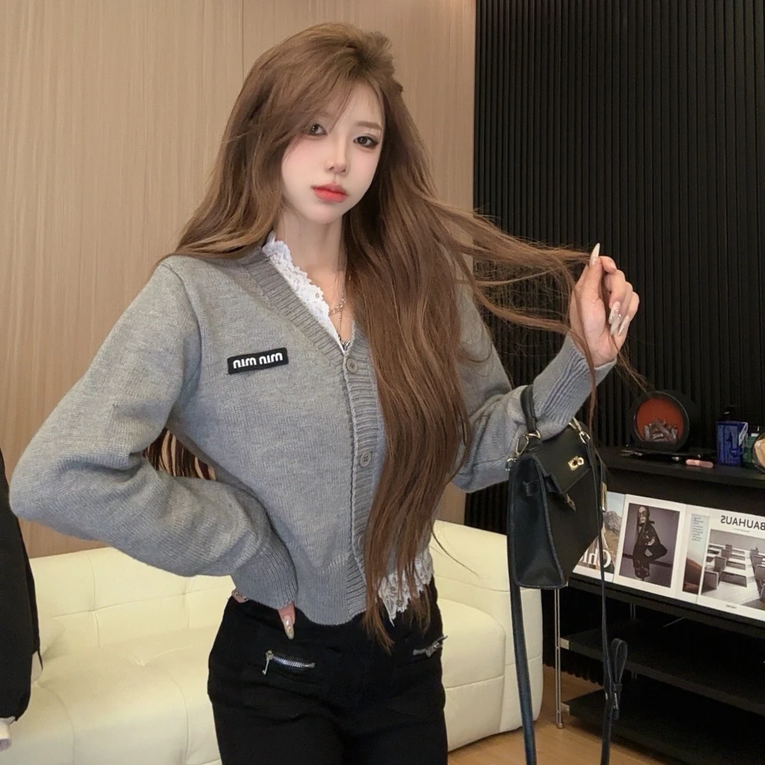 李馨儿【香草冰沙 】气质显瘦短款休闲百搭秋冬拼接韩版字母外套