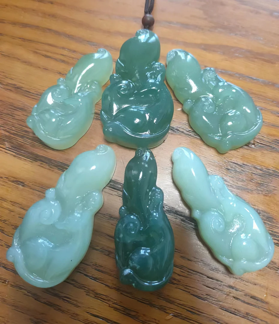 【唐总福利】蛇纹石玉未镶嵌随机发一定制鹿回头玉吊坠