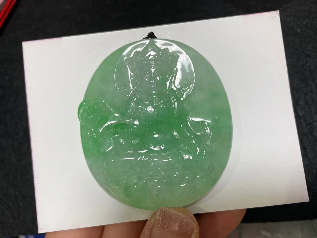 缅甸翡翠大件厚装新款雕刻渡母挂件