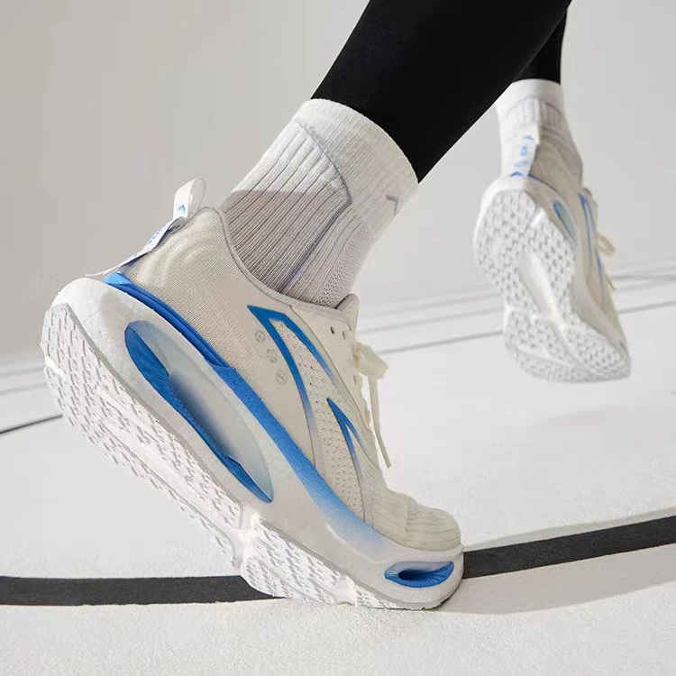 安踏虫洞丨夏鞋子男缓震跑步鞋减震防滑训练运动鞋112435543-YH