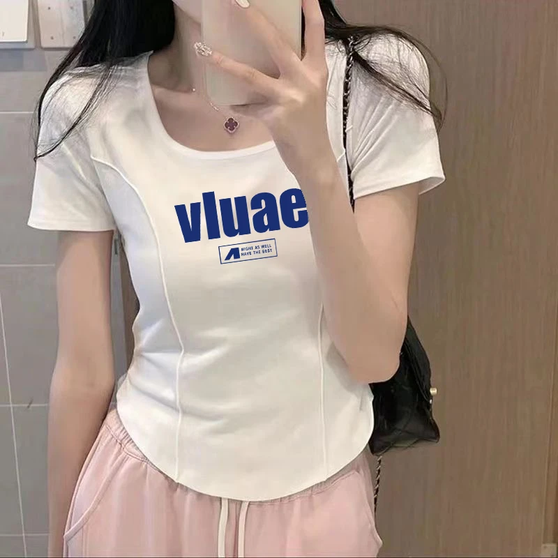 白色辣妹正肩短袖t恤女2024新款夏印花收腰鱼骨洋气别致短款上衣