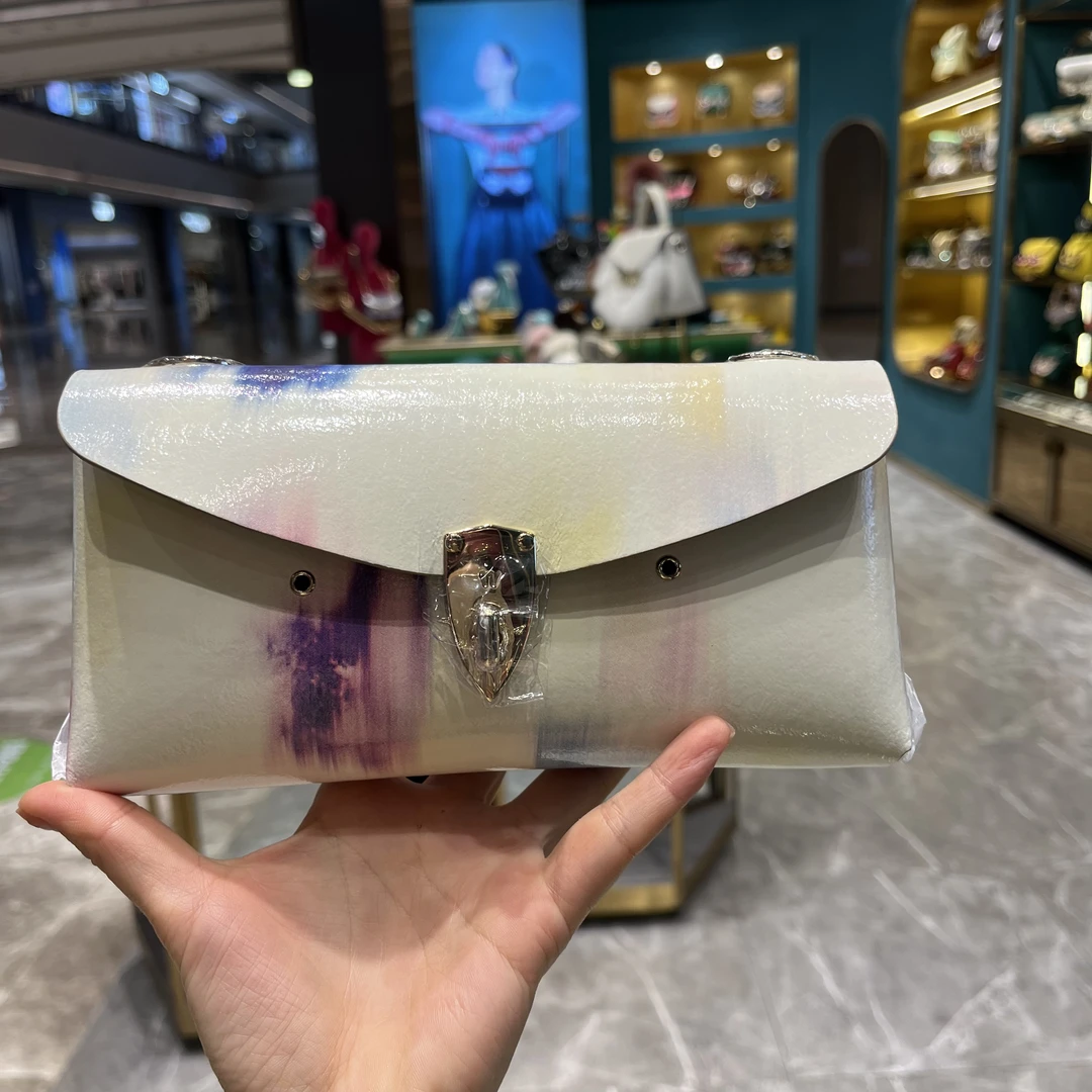 WANACCESSORY2022年新款棕色七彩翻面包原创设计师品牌