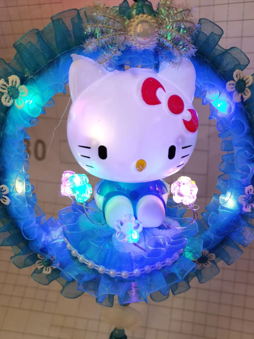 月宫里的kt猫灯材料包红色粉色紫色蓝色（颜色花边为主）