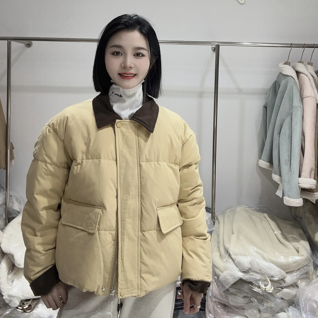 LMM 3305 2024冬新款保暖羽绒服女短款灯芯绒拼接翻领袖口加厚