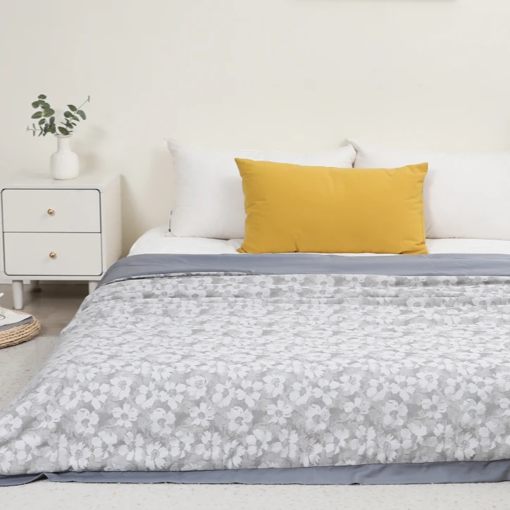 【京かわ会社】高密度冰岛蚕丝被200*230cm花叹