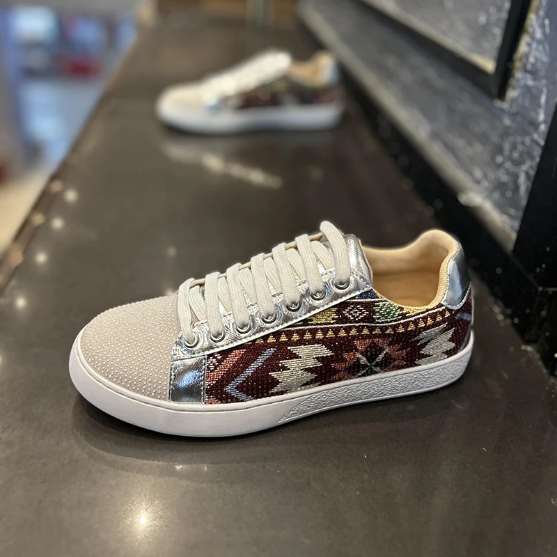 欧洲站男鞋2024春季新款网红款精神小伙板鞋男士潮流百搭休闲鞋