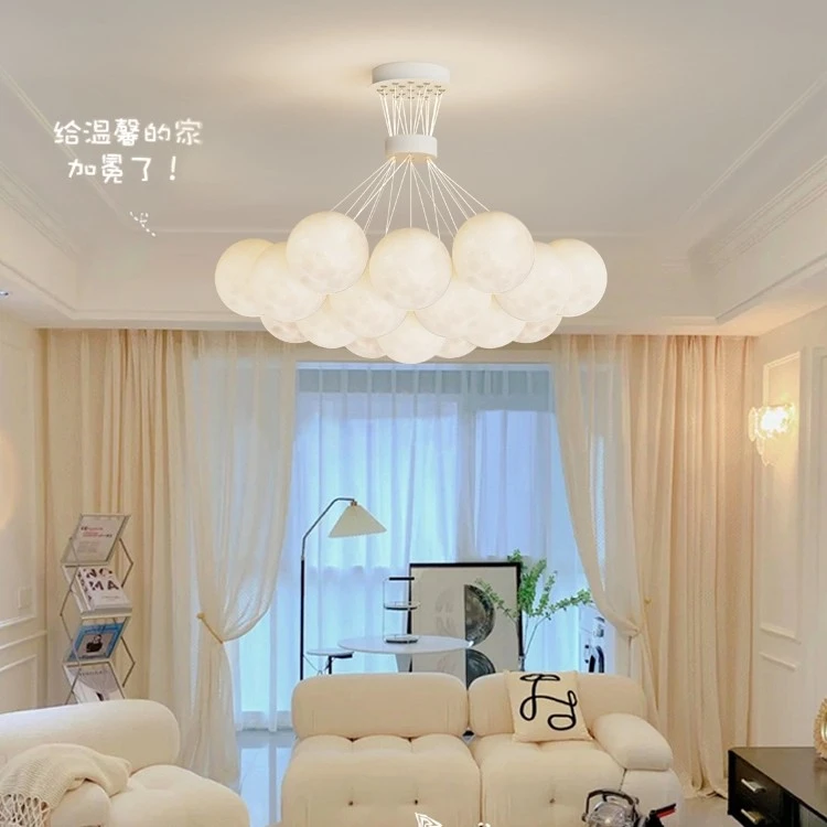 卧室北欧月球泡泡客厅餐厅书房简约奶油风主卧大气房间云朵儿童房