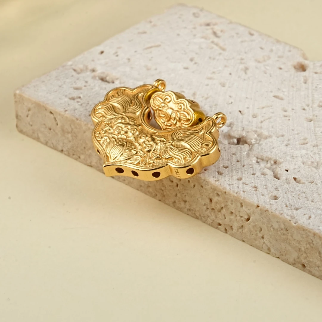 吊坠925银  【珠寶】S925银锦鲤如意锁吊坠-32913（多样性发其一）