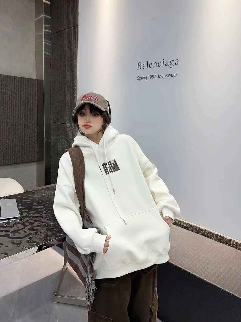 L蓉上衣卫衣秋冬白色休闲连帽宽松