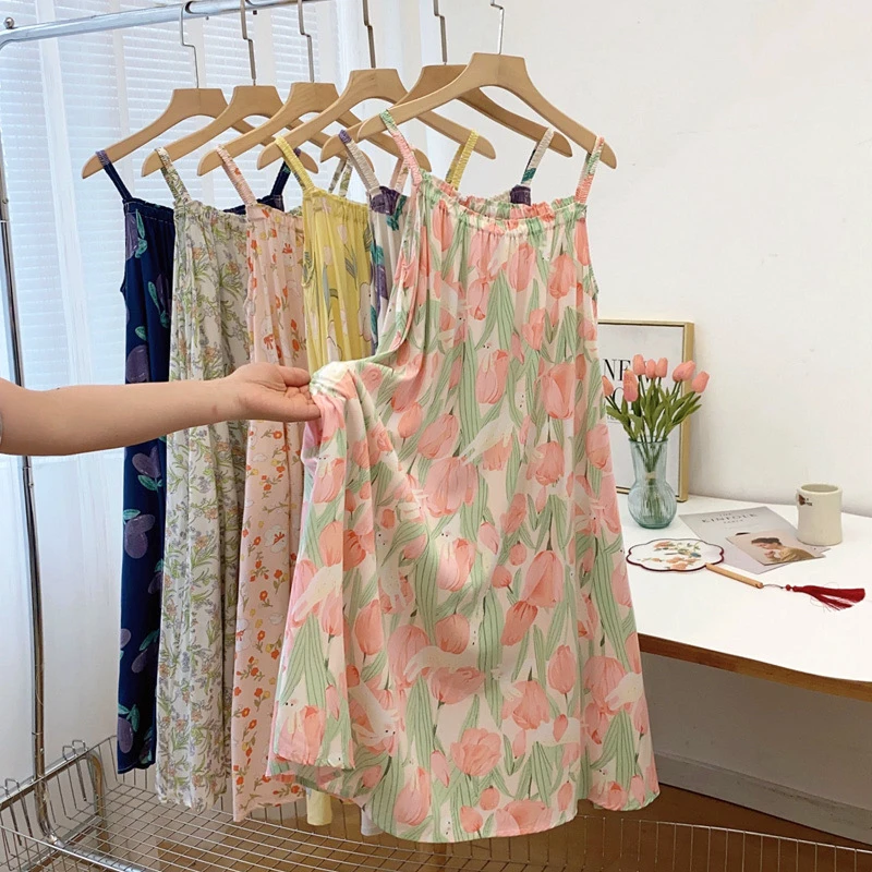 人造棉碎花吊带睡裙夏季绵绸宽松卡通清爽可外穿大A摆家居连衣裙