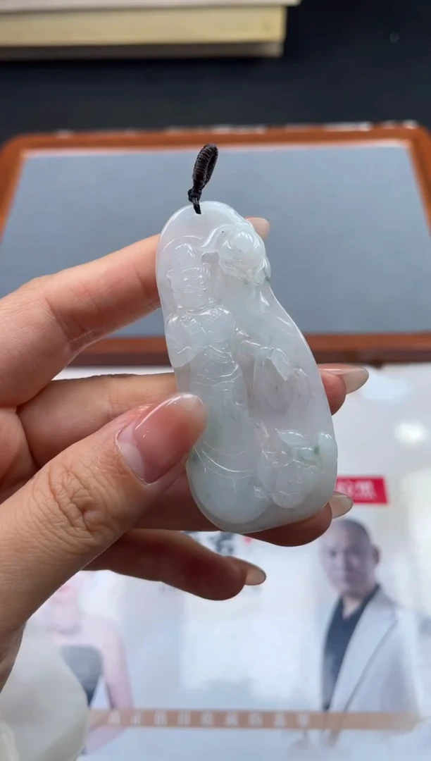 【闪购商品】定制翡翠未镶嵌10-06HDJT0073408