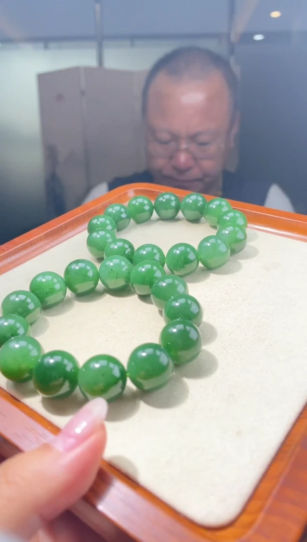 【闪购商品】和田玉手串未镶嵌-18HDJT0056925多样性发其一