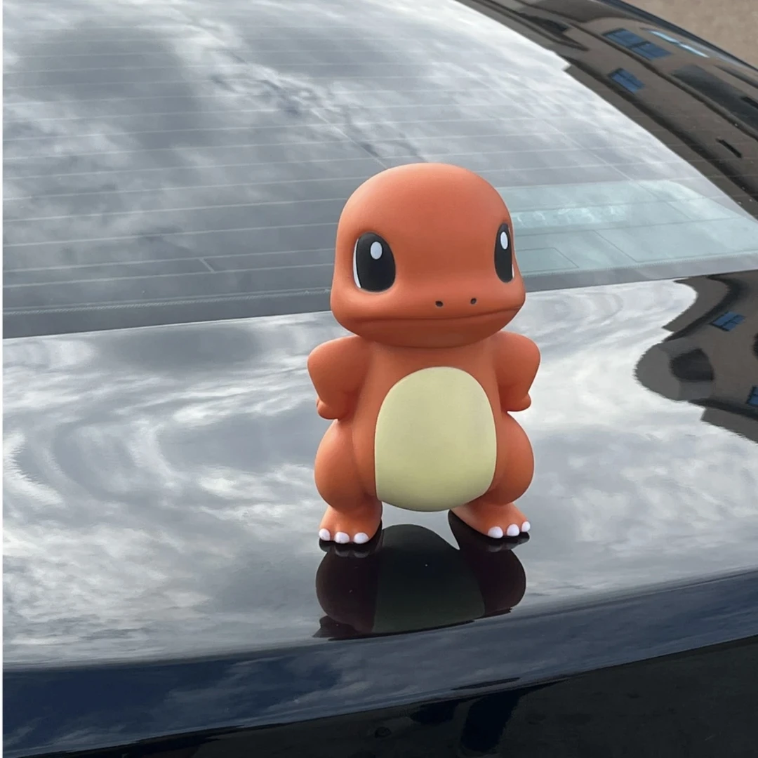 车载站姿可爱傲娇小火龙创意汽车装饰车顶搪胶小火龙车尾公仔挂件