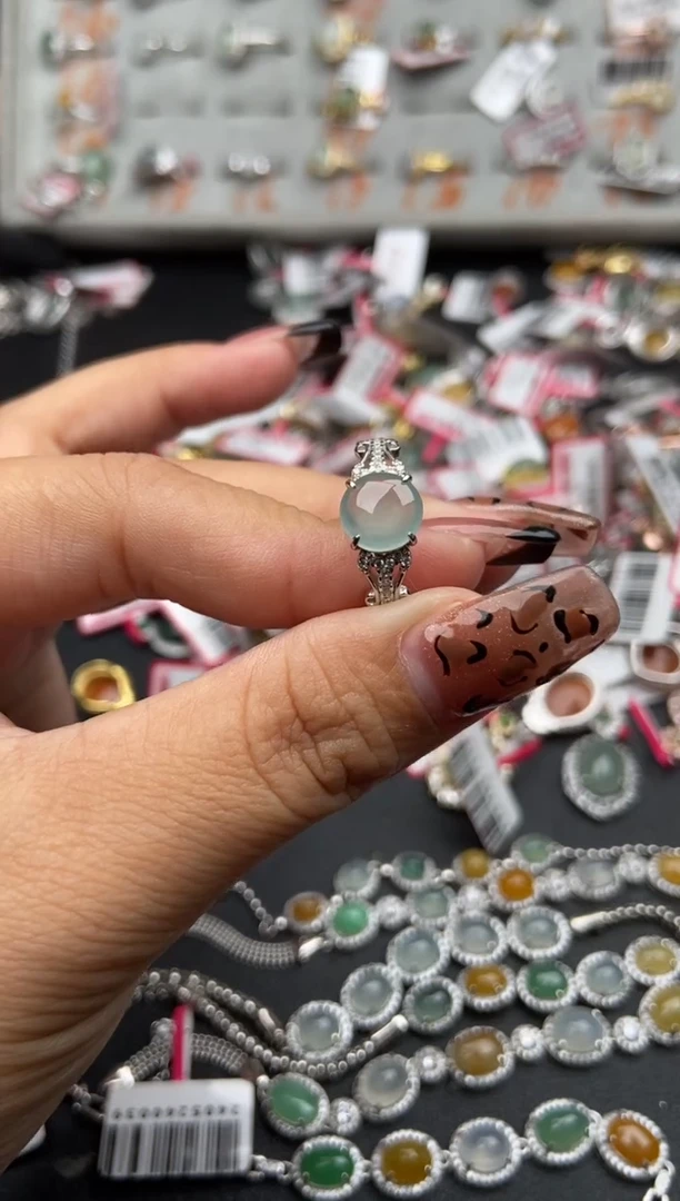 【闪购商品】翡翠戒指银S925镶嵌55555--1