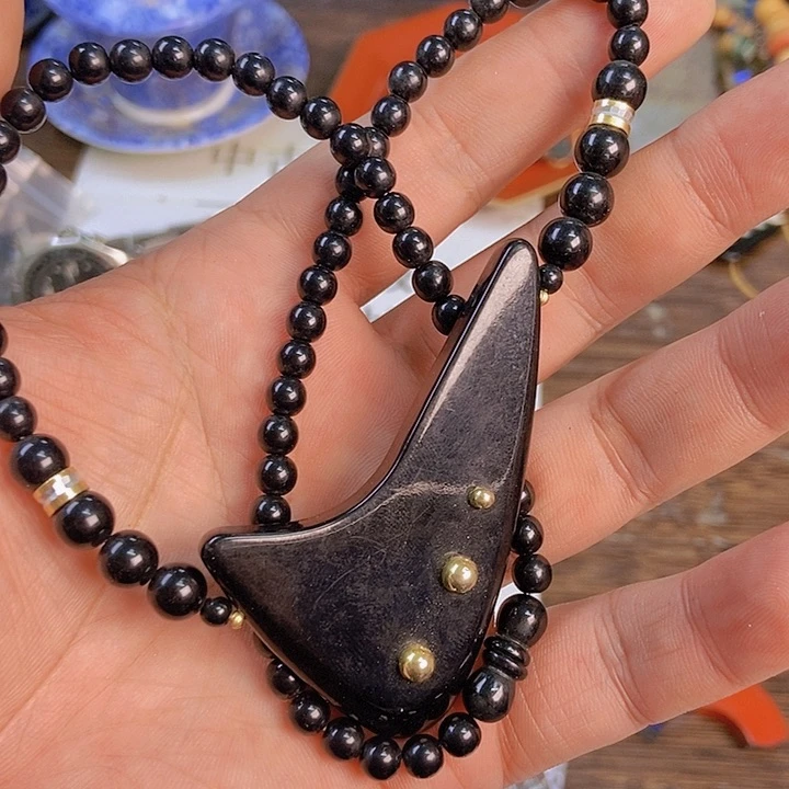 瓷片妮****）瓷器的制作工艺和