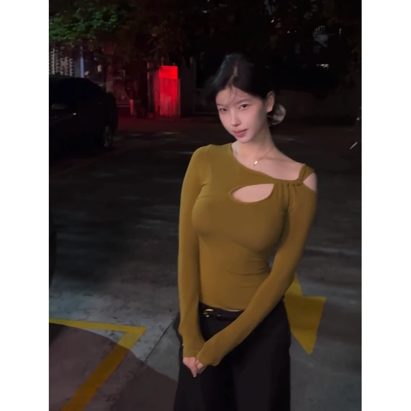 2024秋冬季套装女韩版小心机性感镂空露肩长袖上衣显瘦百搭长裤