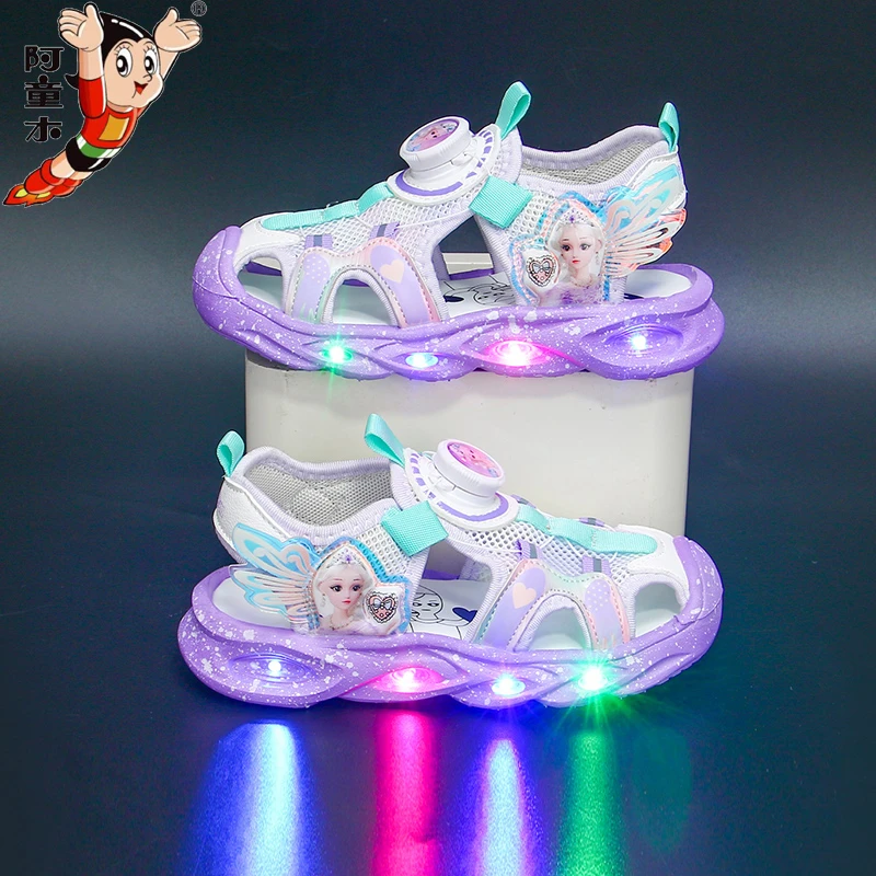 atongmu/阿童木女童凉鞋儿童夏季包头爱莎公主发光带灯运动沙滩鞋