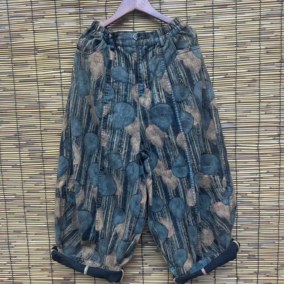 HY    印花条两侧捏皱牛仔裤